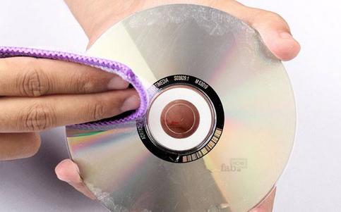 Repair Scratched DVD With Mild Soap