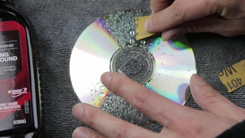 Verkratzte CDs und DVDs reparieren